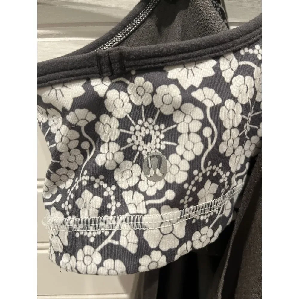 Lululemon No Limits Tank Top Grey Floral Built-in Bra Yoga Activewear Womens 8